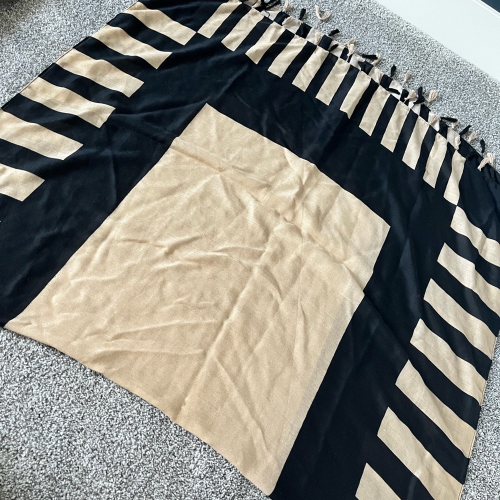 Black and tan scarf with fringes